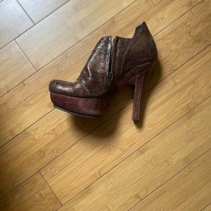 Colleen Cordero    8.5 us  ladies shoe